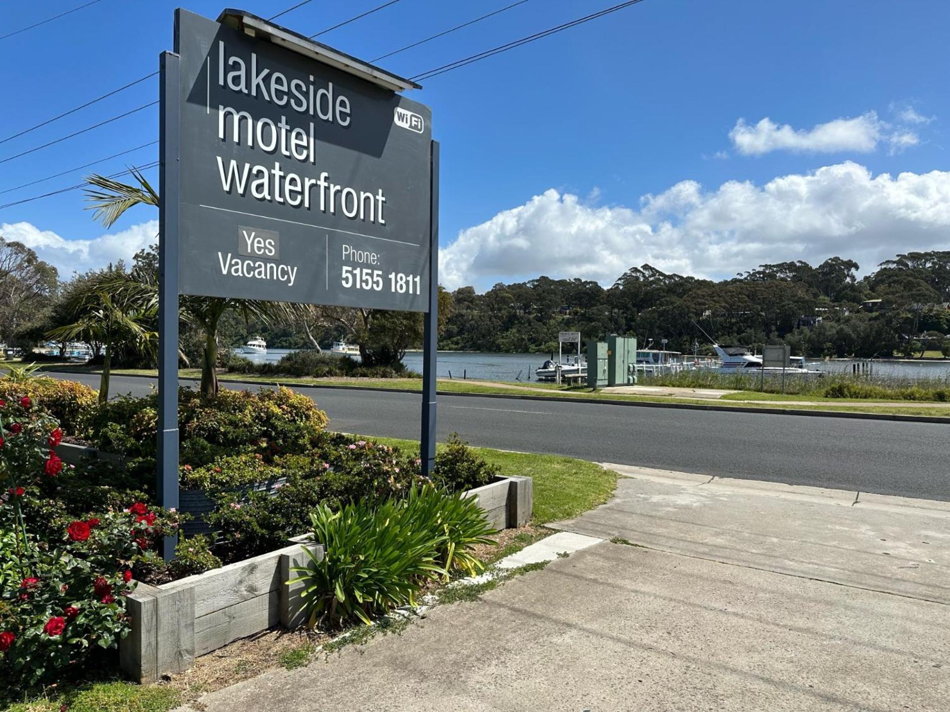 Lakeside Motel Waterfront Lakes Entrance Buitenkant foto
